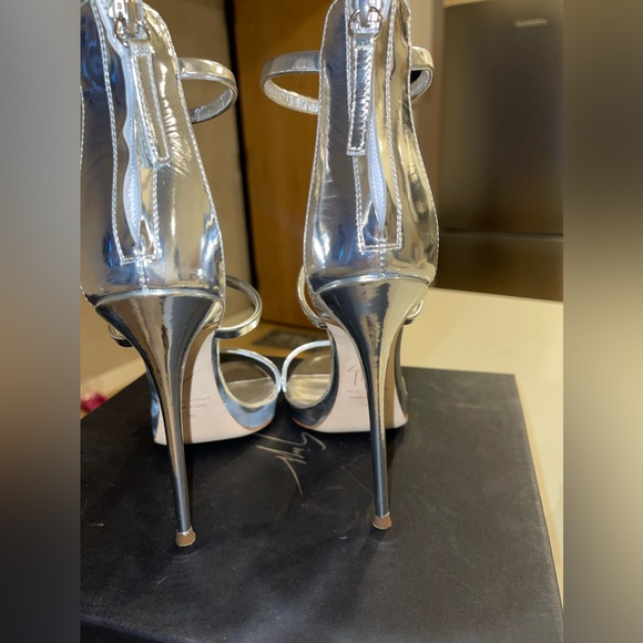 Giuseppe Zanotti harmony sandals - Picture 7 of 8